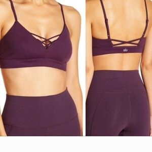 ALO Yoga Plum Interlace Bra Size Small